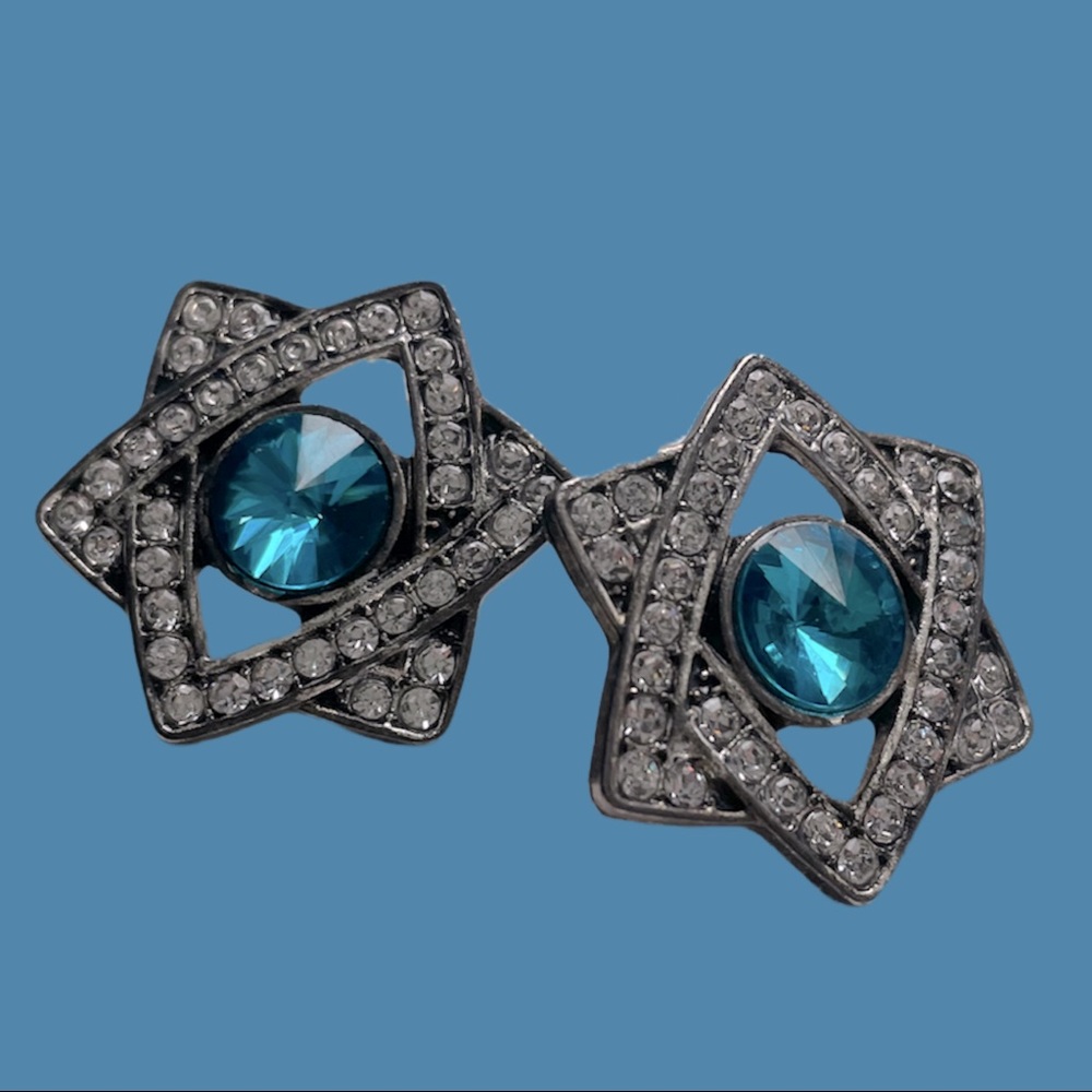 Star earrings